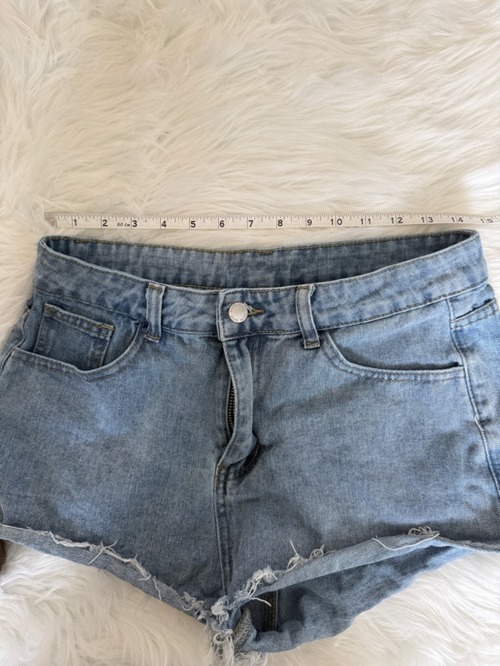 SHEIN Celestial Sun Moon Patch Denim Shorts Size Large Distressed Cutoff Shorts - Picture 5 of 8